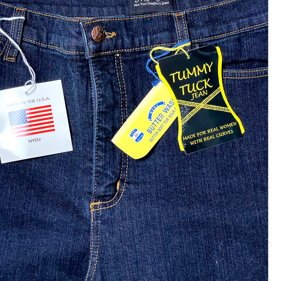 NYDJ Women's Size 18 Capri Jeans Tummy Tuck Dark Blue Button Detail NWT - Picture 3 of 5